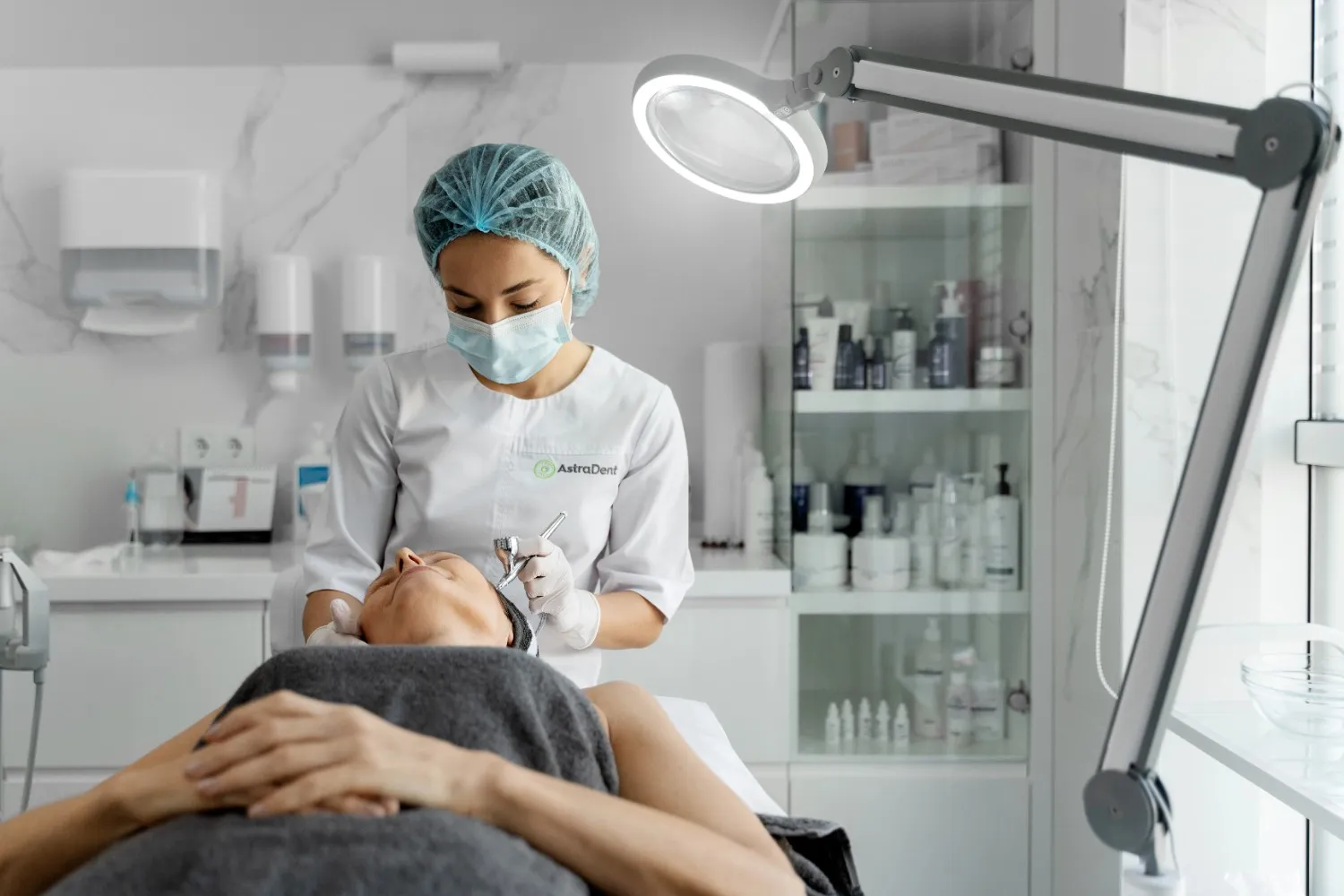 Hydrofacial treatment